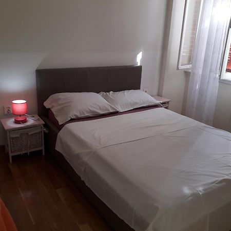 Apartament Studio On Main Pedestrian Street Pula Zewnętrze zdjęcie